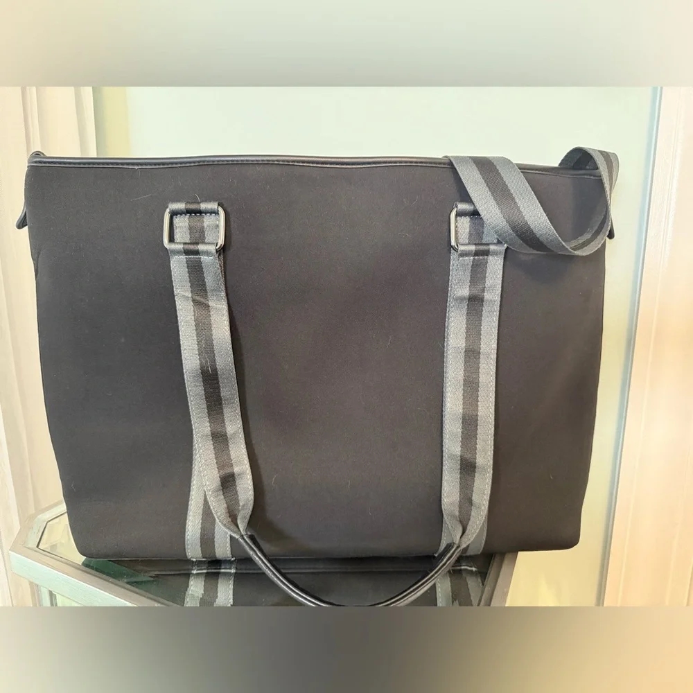Black laptop Shoulder Bag with Straps